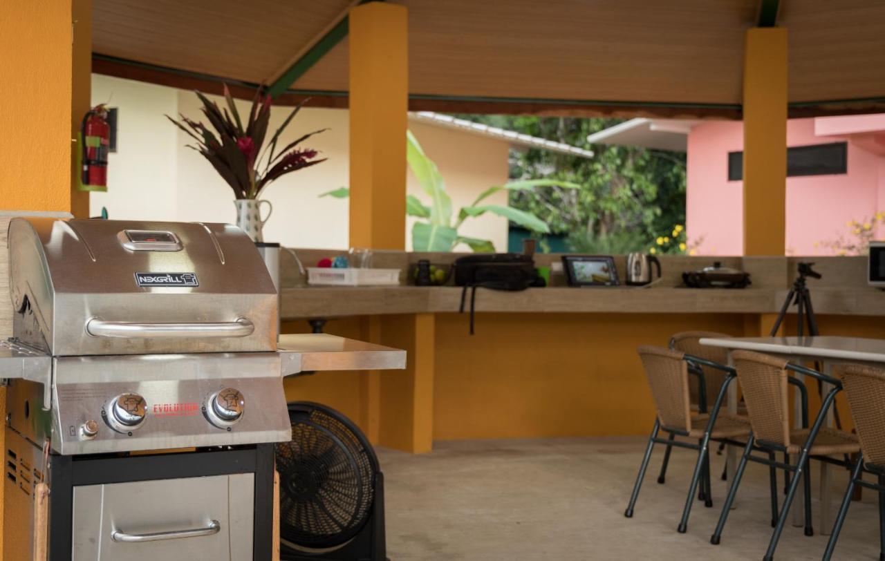 Puerto Viejo Club, Villas & Pool Puerto Viejo de Talamanca ภายนอก รูปภาพ