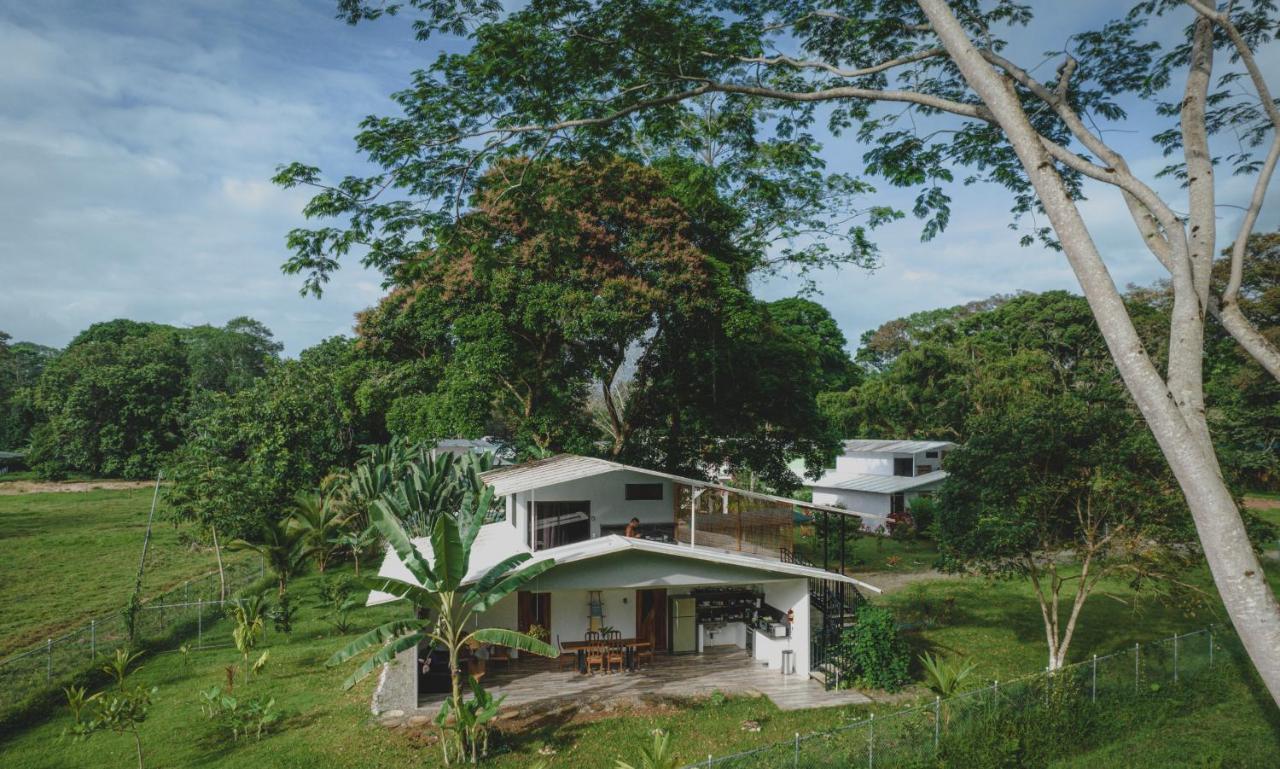 Puerto Viejo Club, Villas & Pool Puerto Viejo de Talamanca ภายนอก รูปภาพ